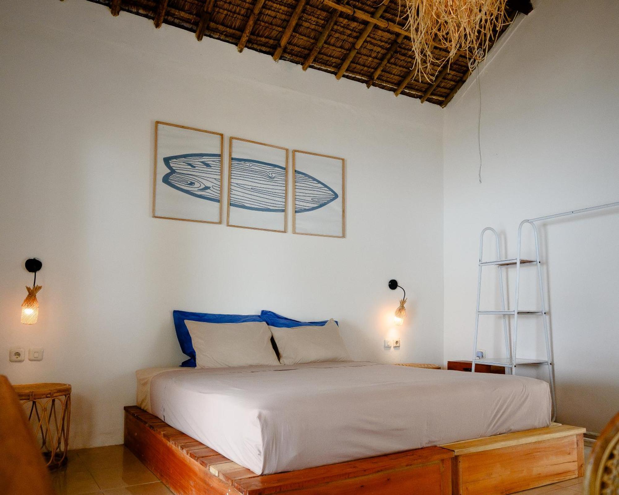 Surf Shack Grupuk Hotell Bumbang Exteriör bild